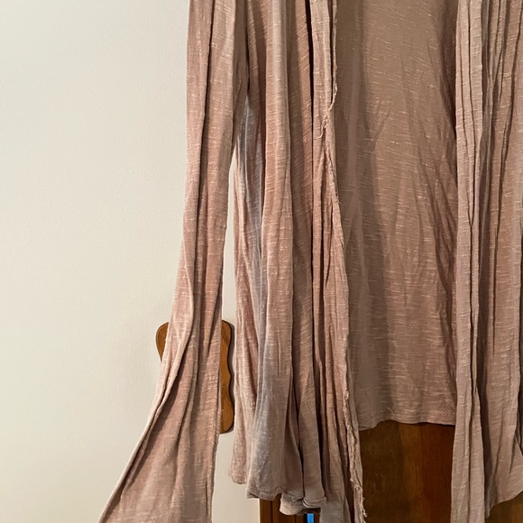 Light Cardigan - Picture 4 of 4